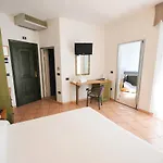 Plaza 4* Llido Degli Estensi