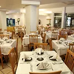 Plaza Ξενοδοχείο Llido Degli Estensi