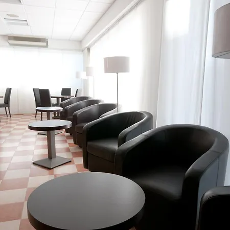 Plaza 4* Лидо-дельи-Эстенси