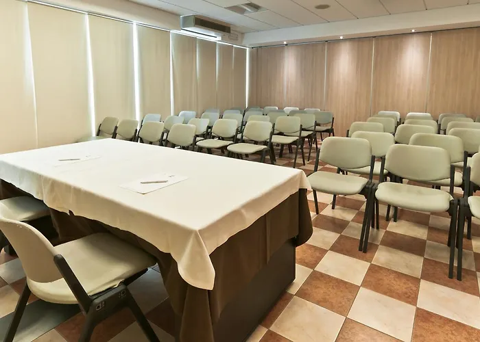 فندق Plaza ليدو ديلي ايستينسي