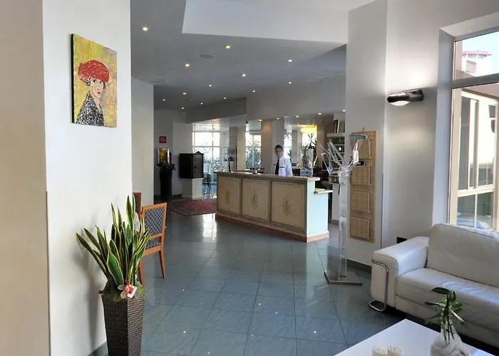 Hotel Plaza Llido Degli Estensi