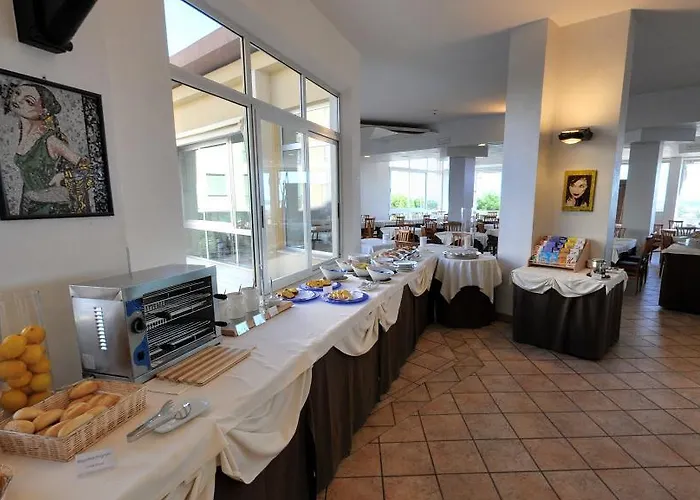 Plaza ليدو ديلي ايستينسي