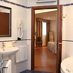 Plaza 4* Llido Degli Estensi