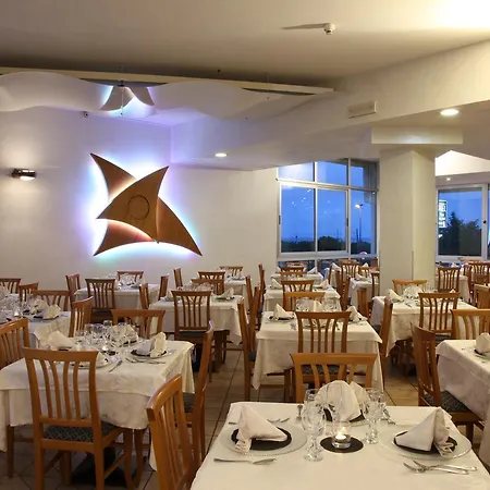 Plaza Llido Degli Estensi