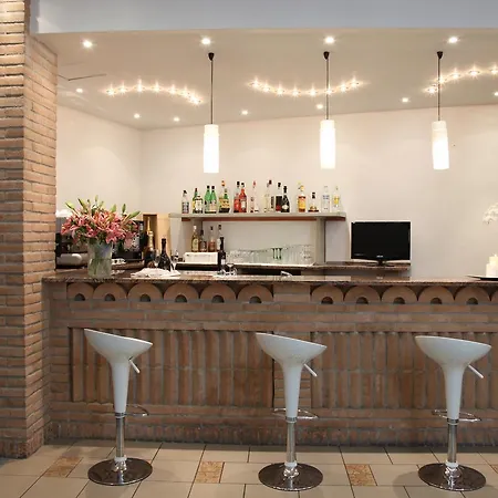 Hotel Plaza 4*