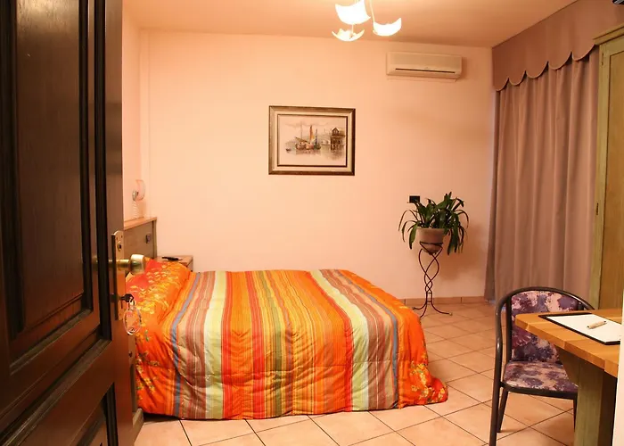 Plaza リド・デッリ・エステンシ